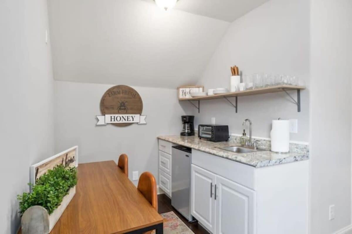 The Campbell Carriage House Apartamento Clarksville Exterior foto