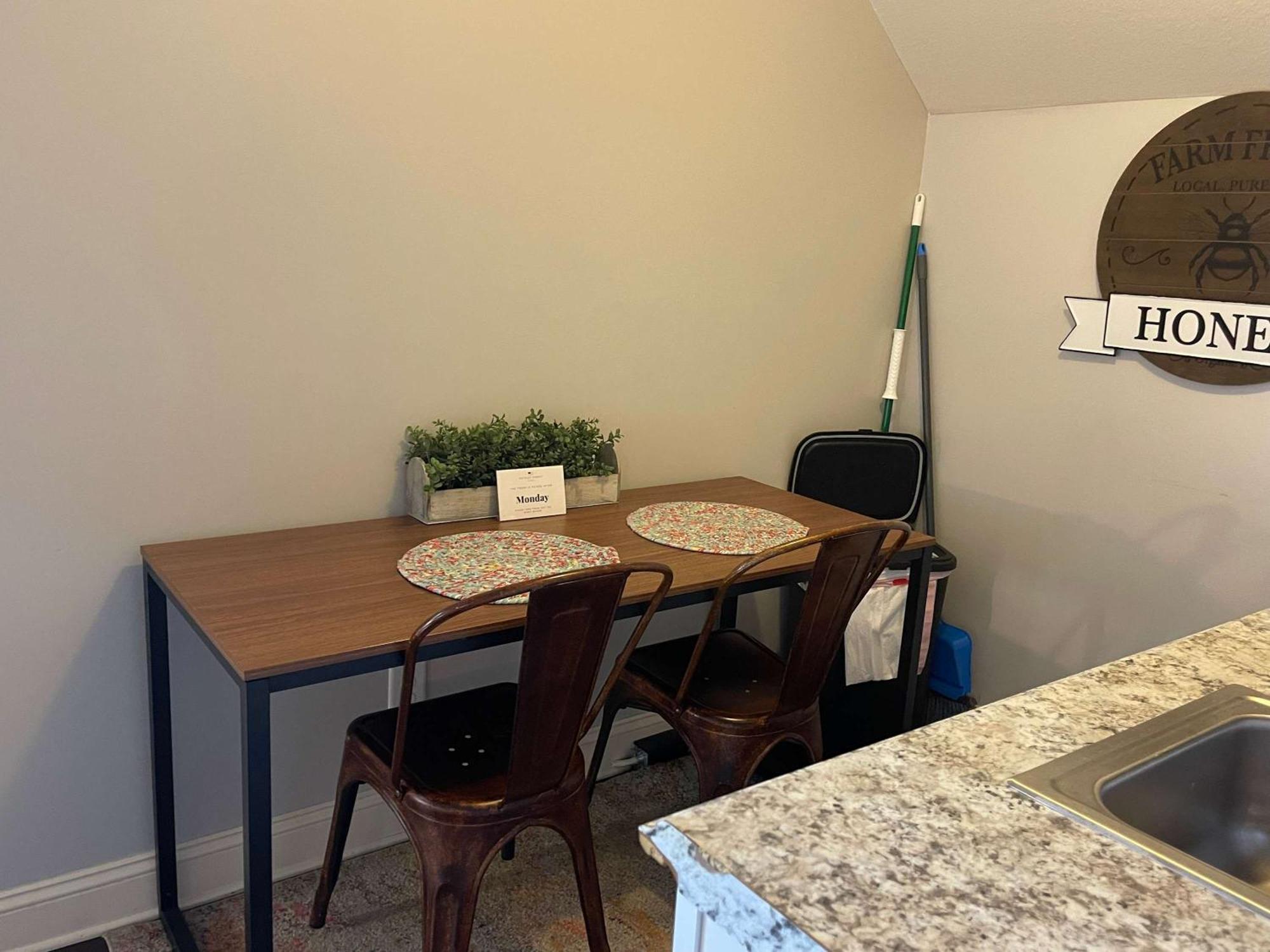 The Campbell Carriage House Apartamento Clarksville Exterior foto